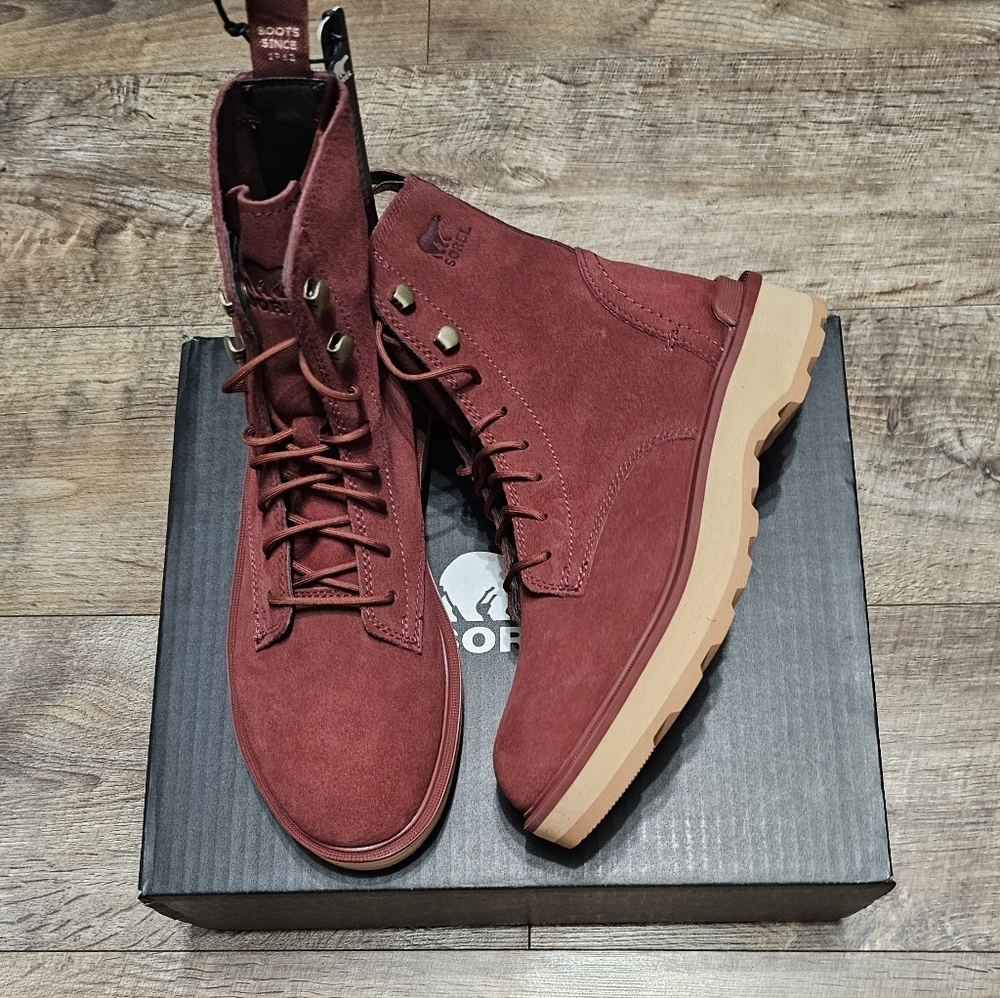 New Sorel lace Waterproof boots women's 7